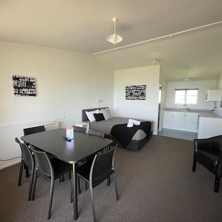 Belt Road Seaside Holiday Park New Plymouth Exterior photo