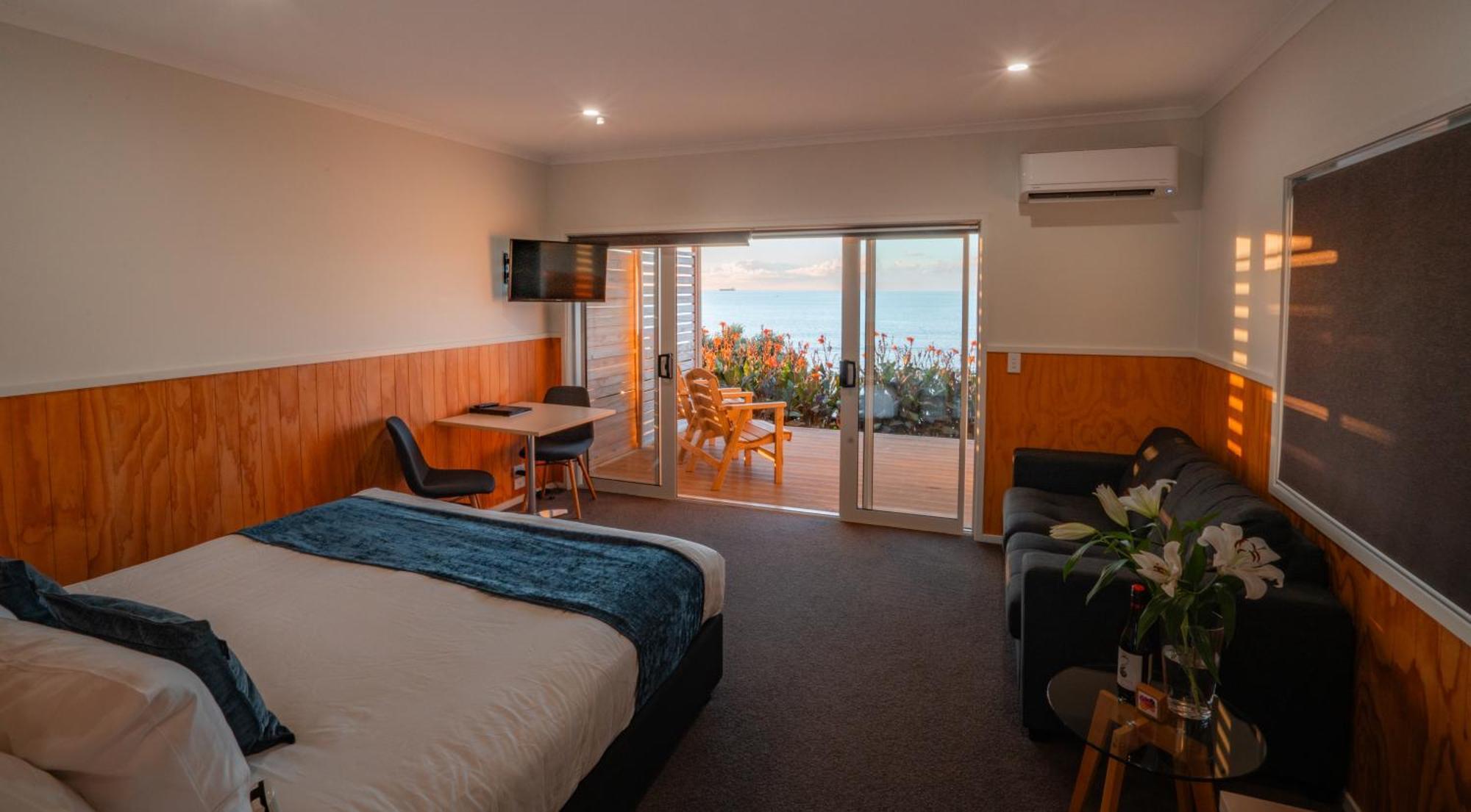 Belt Road Seaside Holiday Park New Plymouth Exterior photo