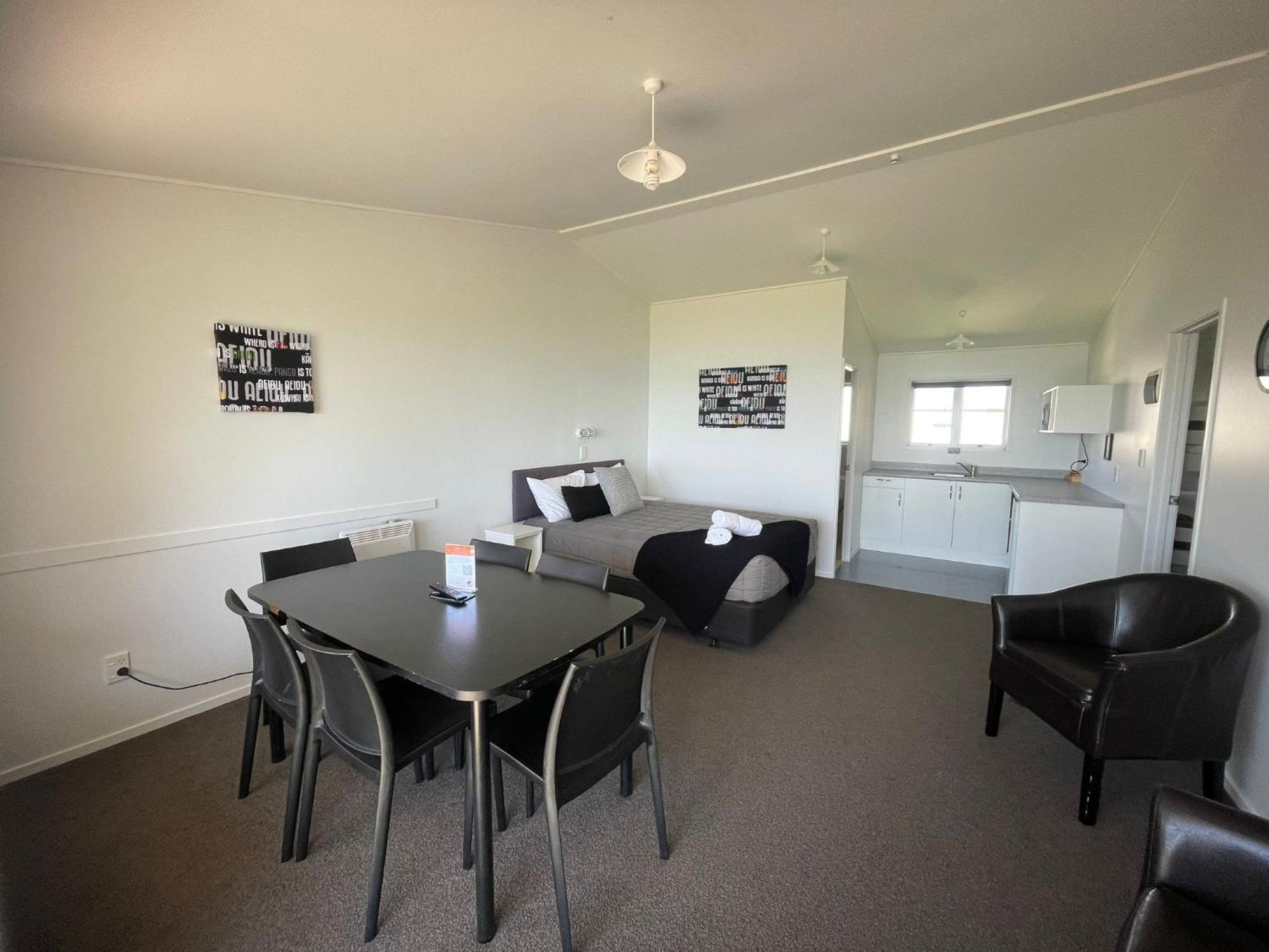 Belt Road Seaside Holiday Park New Plymouth Exterior photo